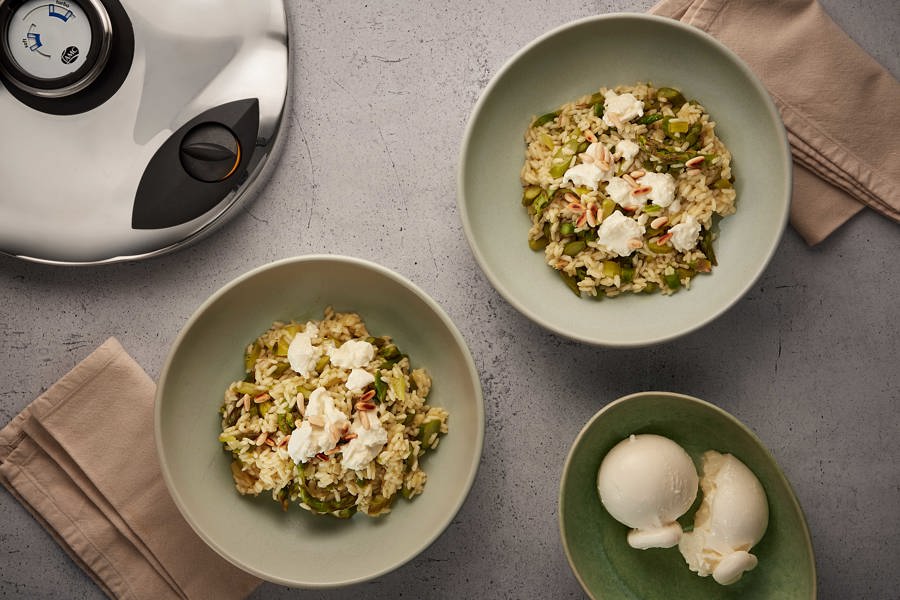 Risotto con espárragos asados