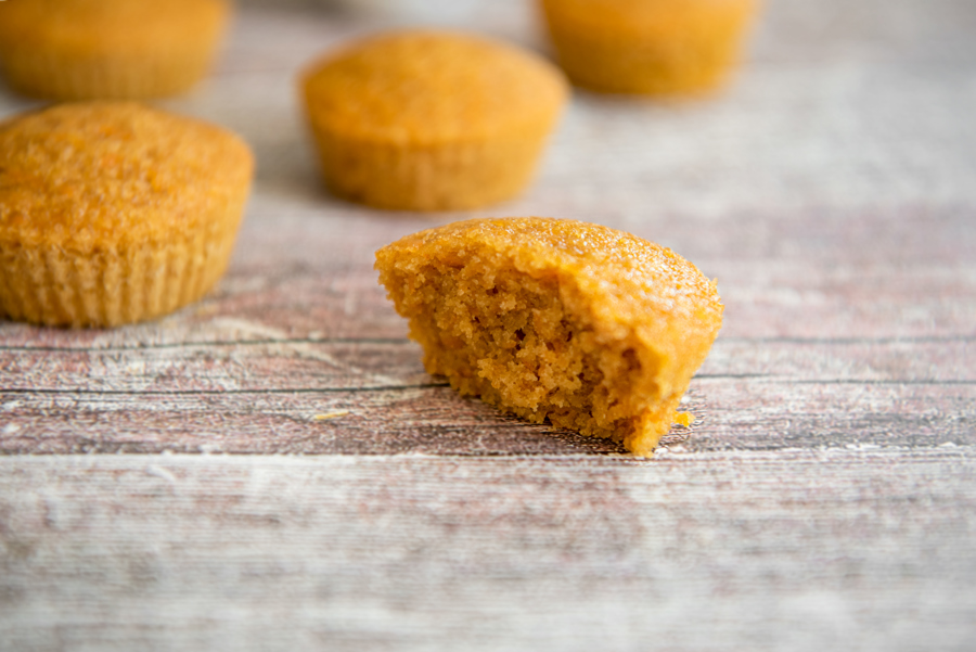 Mini orange cakes