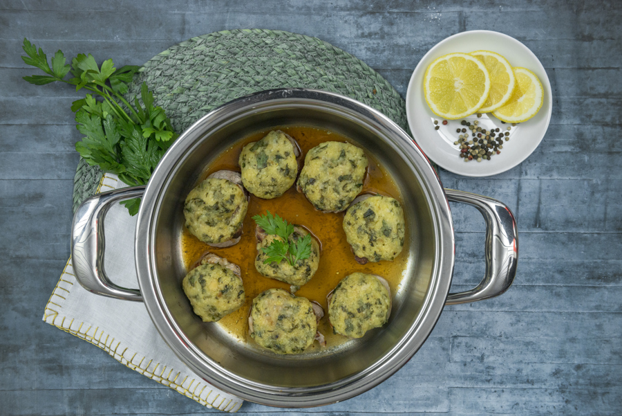 Pork medallions with lemon crust