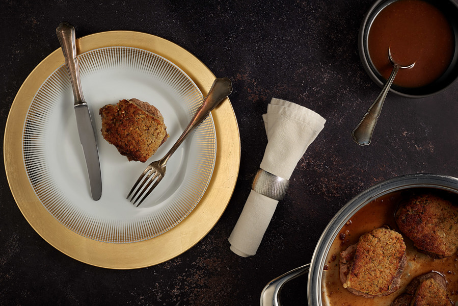 Fillet medallions with chestnut crust