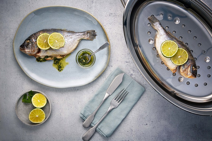 Gilthead seabream with peppermint and lime