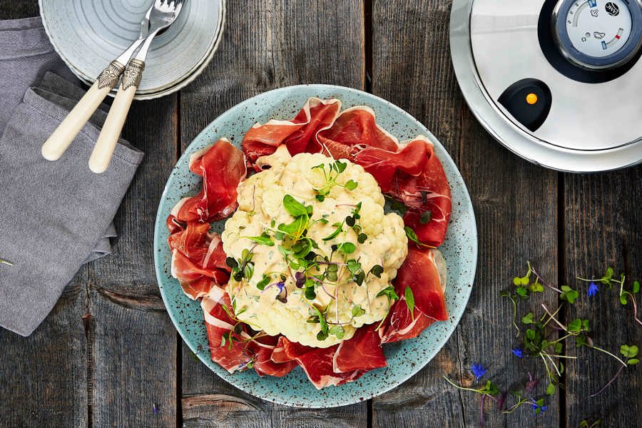 Cauliflower with sweet-and-sour dressing