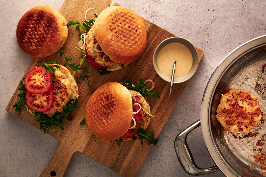 Shrimp burger with lime mayonnaise