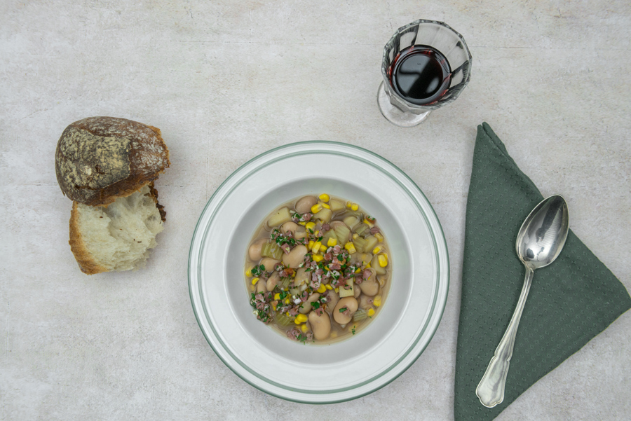 Istrian bean soup