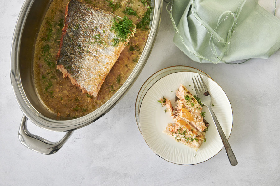 Roasted salmon fillet with cider and mustard