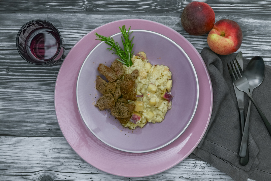 Peach risotto with lamb fillet