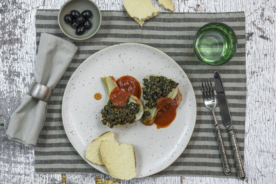 Fennel with olive crust