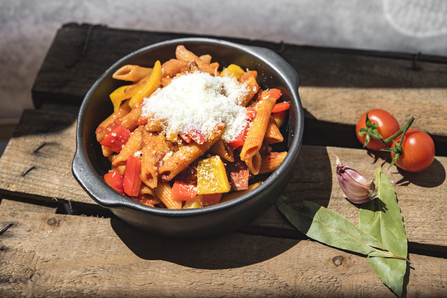 Spanish pasta pot with chorizo