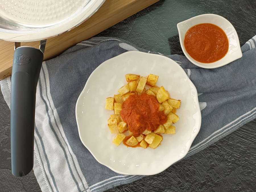 Patatas bravas