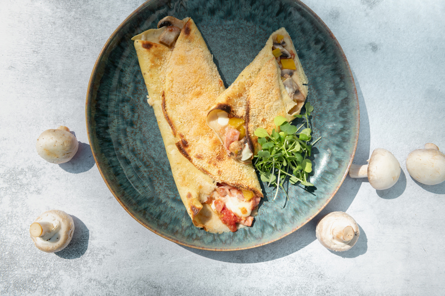 Gefüllte Pizza-Pfannkuchen