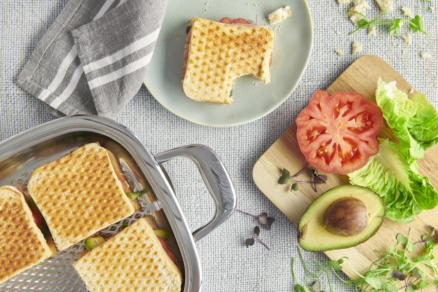 Sandwichtoast mit Avocado