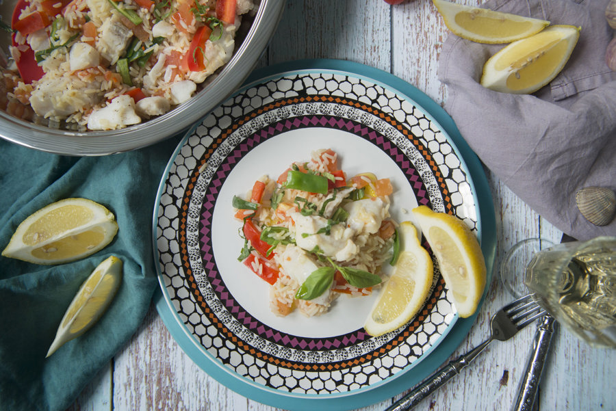 Mediterranean-style rice stir-fry with fish