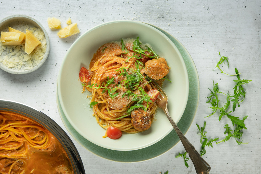 Spaghetti with meatballs