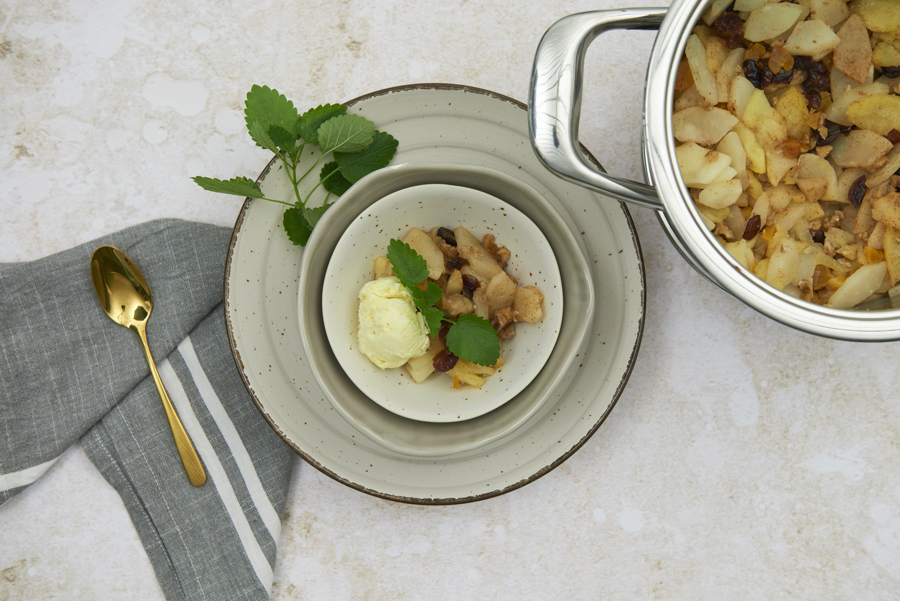 Pear and apple compote