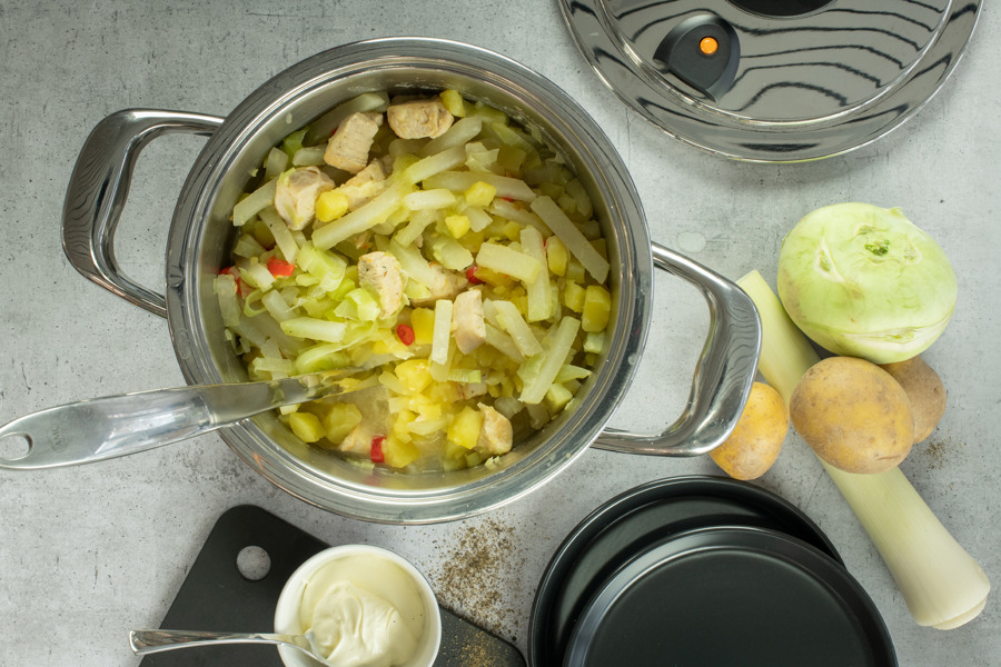 Vegetable stew with chicken