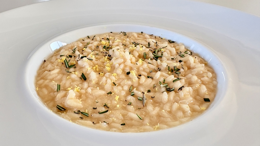 Risotto met citroen en rozemarijn