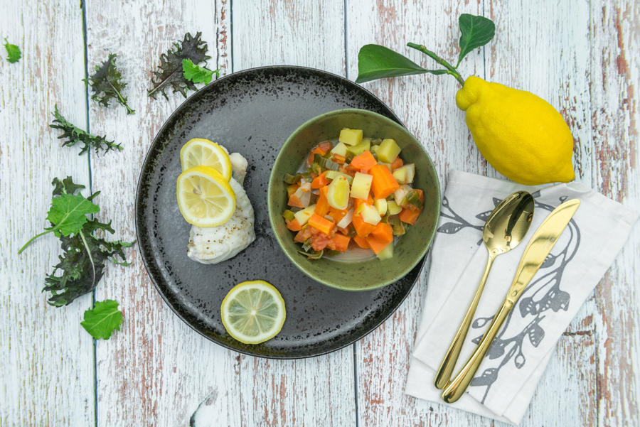 Fish fillet with potatoes and vegetables