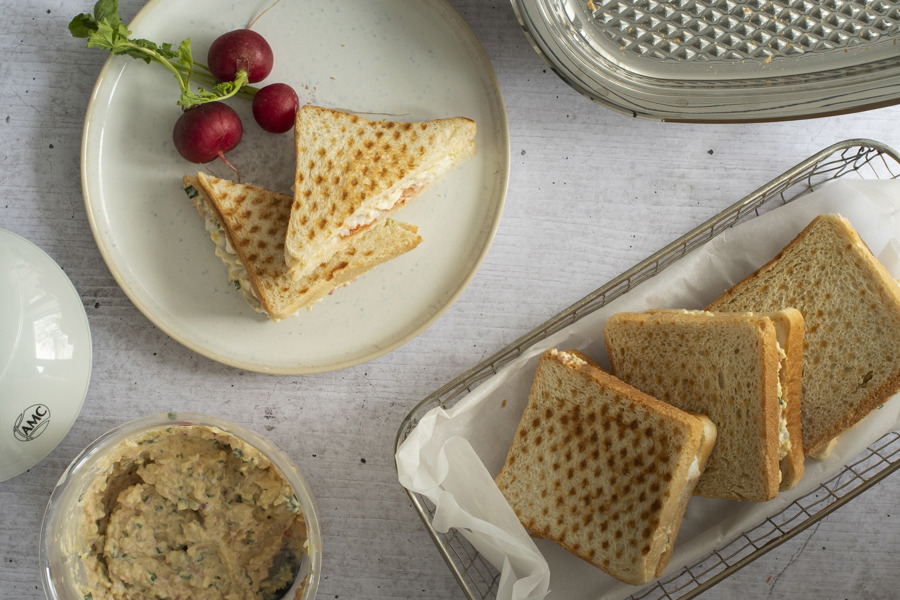 Sandwiches with fish fillet