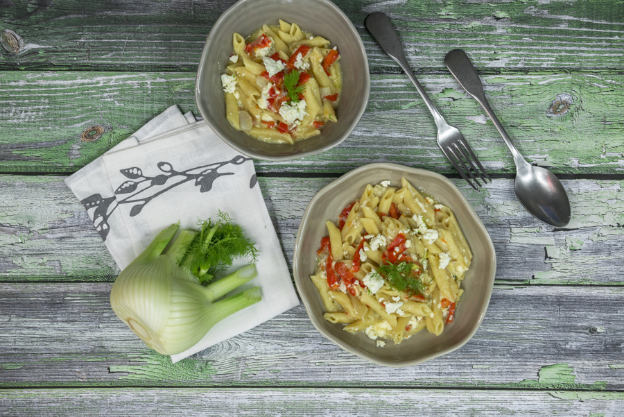 Pasta with fennel and feta cheese