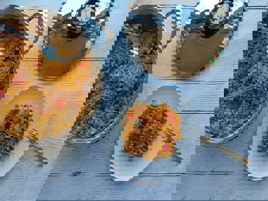 Fideuá de secreto y setas