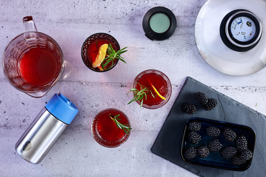 Blackberry and pear iced tea