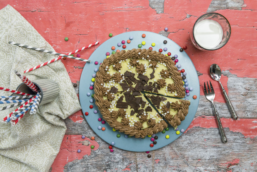 Pastel de chocolate y nata
