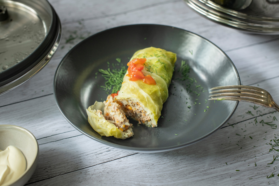 Russian cabbage rolls (golubtsi)