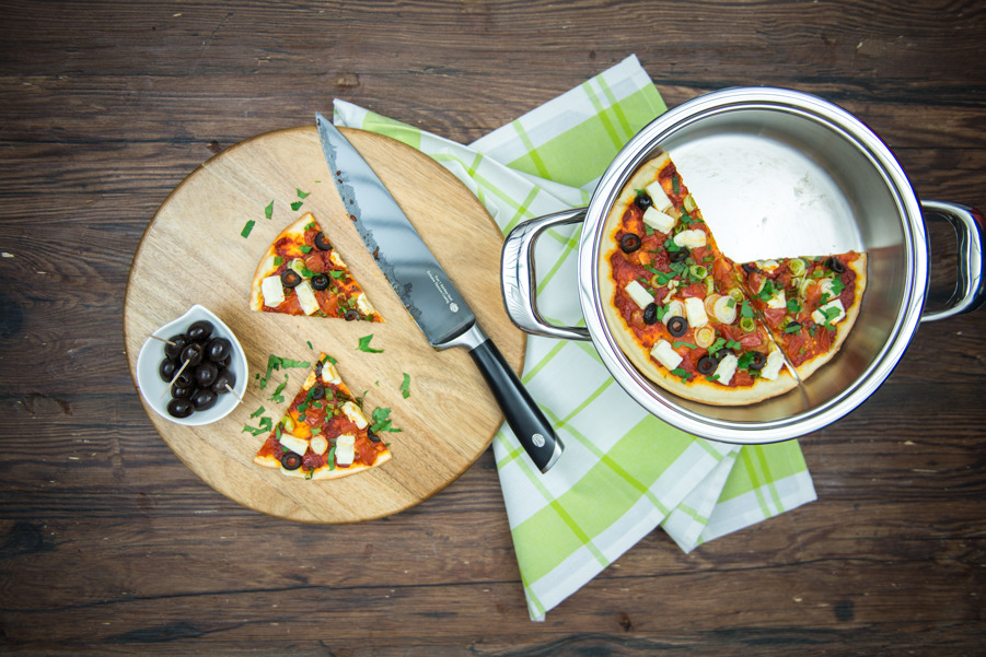 Pide with vegetables