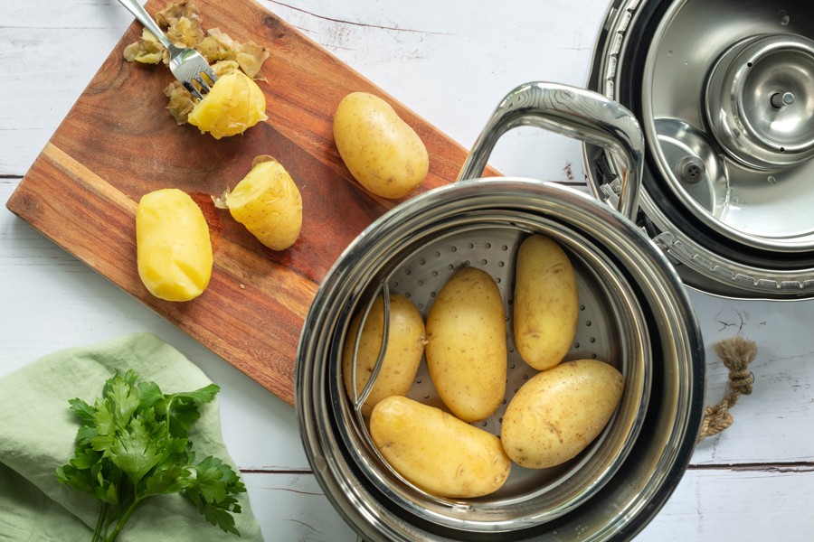 Boiled potatoes (basic recipe)