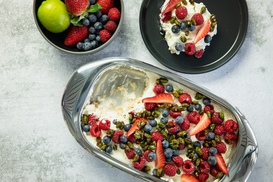 Orman meyveli-misket limonlu tiramisu (yumurtasız)