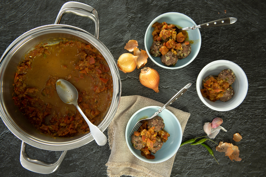 Kheema Kofta Curry (Curry with meatballs)